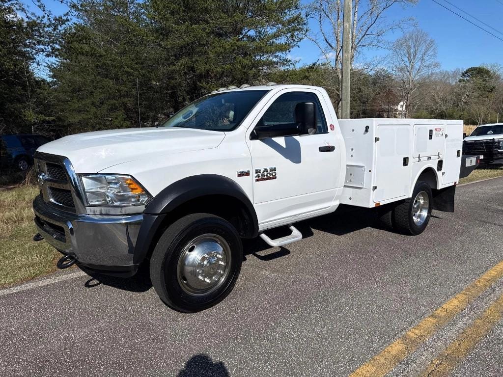 2015 Dodge Ram 4500 Equipment Image0
