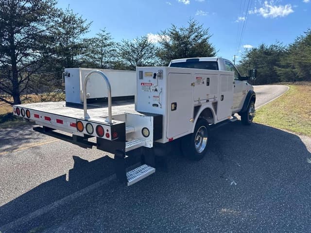 Image of Dodge Ram 4500 equipment image 4