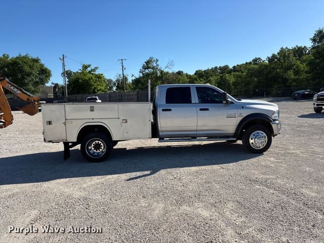 Image of Dodge Ram 4500 equipment image 3