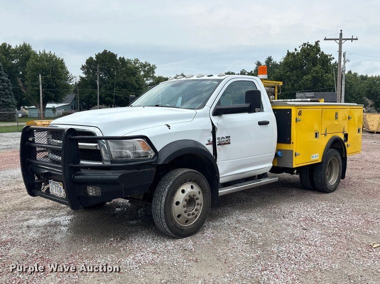 2015 Dodge Ram 4500 Equipment Image0