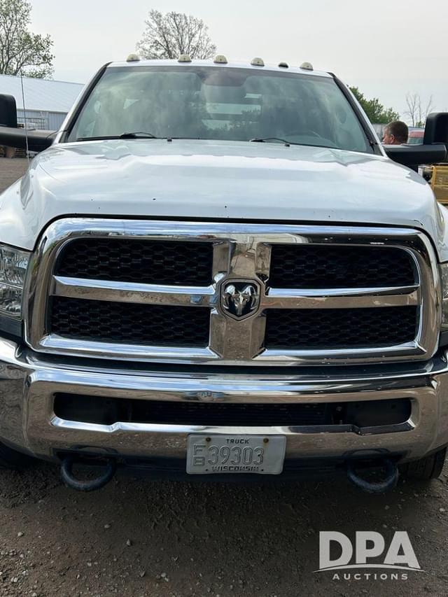 Image of Dodge Ram 5500 equipment image 4