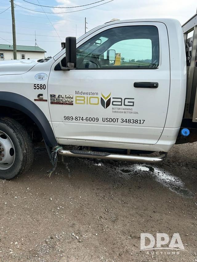 Image of Dodge Ram 5500 equipment image 3