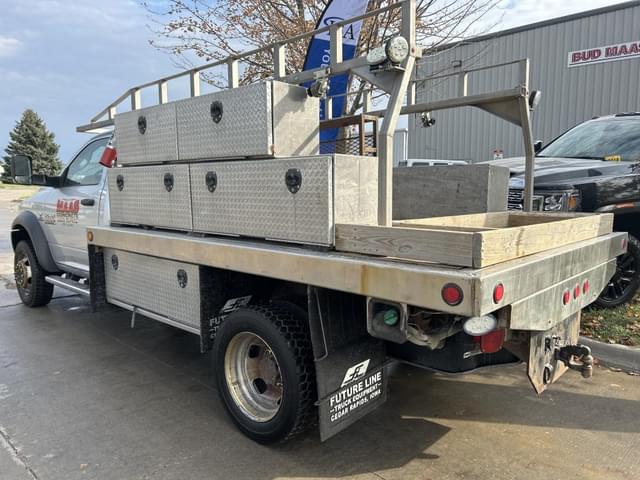 Image of Dodge Ram 5500 equipment image 2