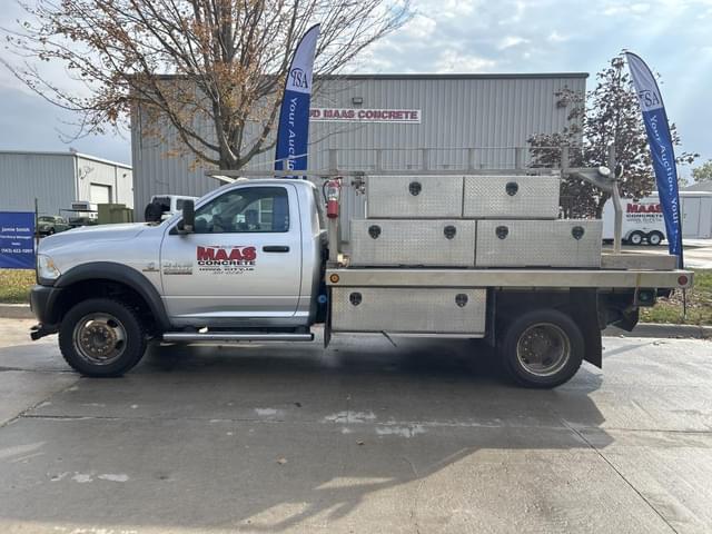 Image of Dodge Ram 5500 equipment image 1