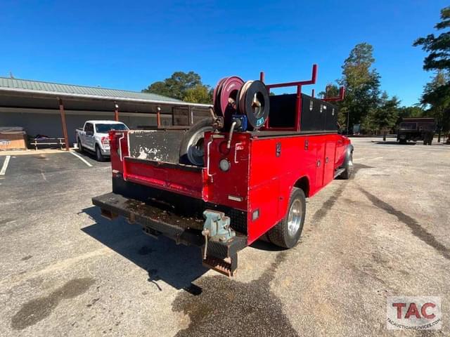 Image of Dodge Ram 5500HD equipment image 4