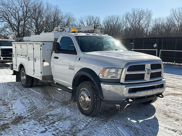 Image of Dodge Ram 5500HD equipment image 2