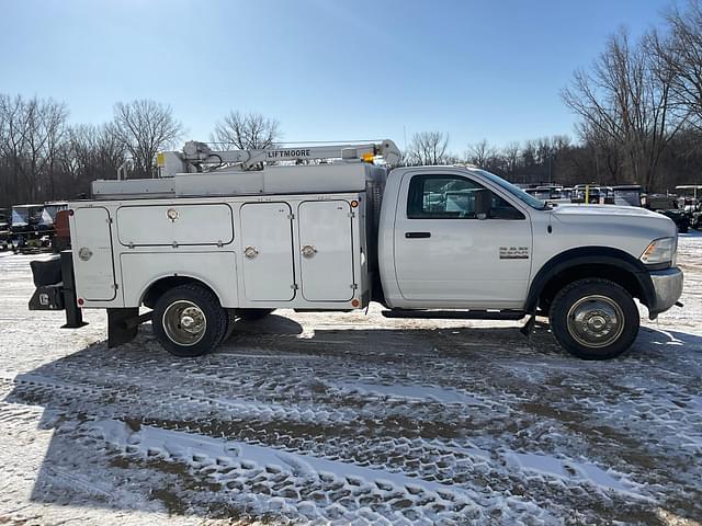 Image of Dodge Ram 5500HD equipment image 3