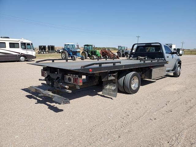 Image of Dodge Ram 5500 equipment image 2