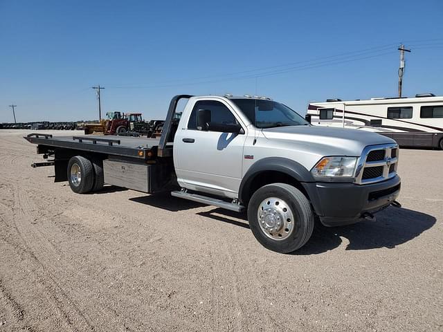 Image of Dodge Ram 5500 equipment image 1