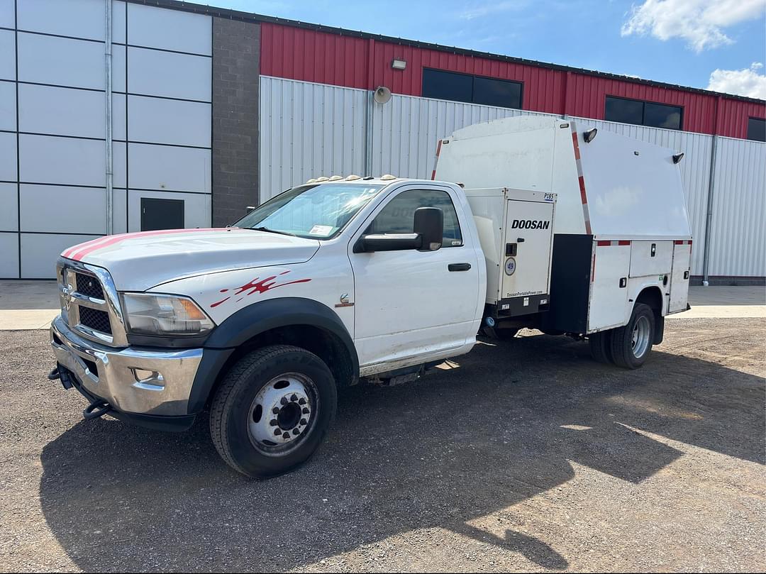 Image of Dodge Ram 5500 Primary image