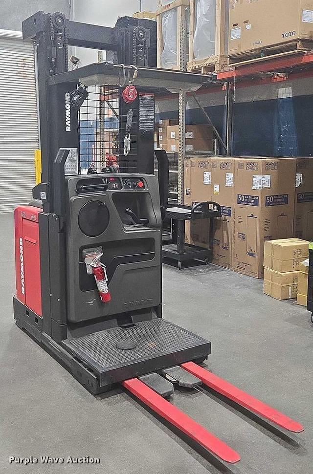 Image of Raymond 540OPC30TT equipment image 2