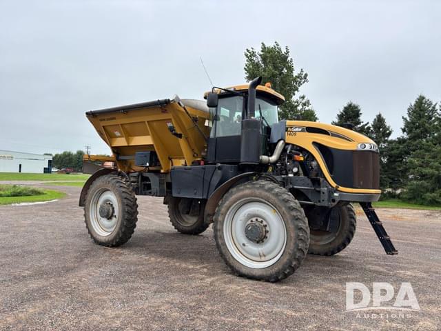 Image of RoGator RG1100B equipment image 1