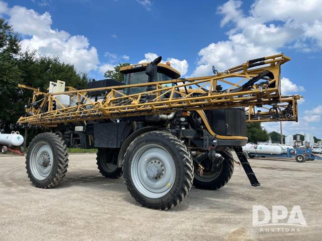 Image of RoGator RG1100 equipment image 4