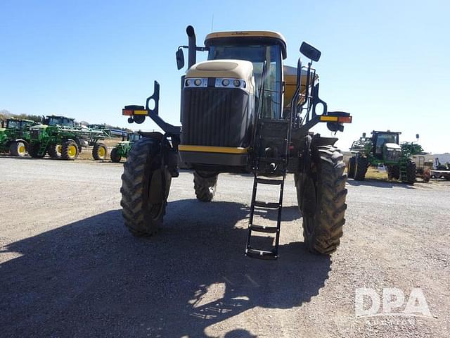 Image of RoGator RG1100B equipment image 4