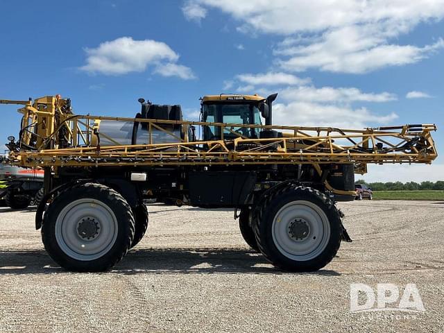 Image of RoGator RG1100B equipment image 2