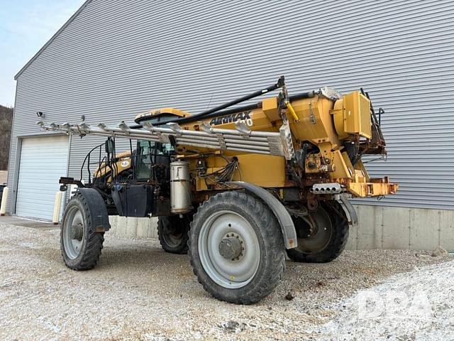 Image of RoGator RG1300B equipment image 4