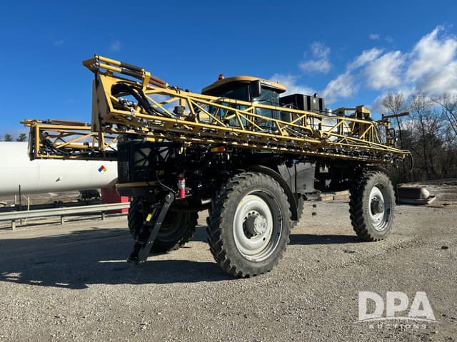 Image of RoGator RG1300B equipment image 1