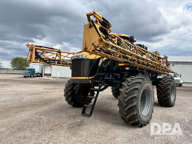 Image of RoGator RG1300B equipment image 1
