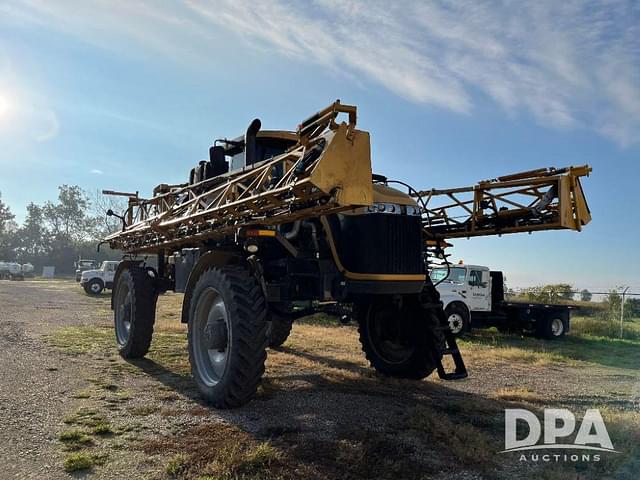 Image of RoGator RG1300B equipment image 4