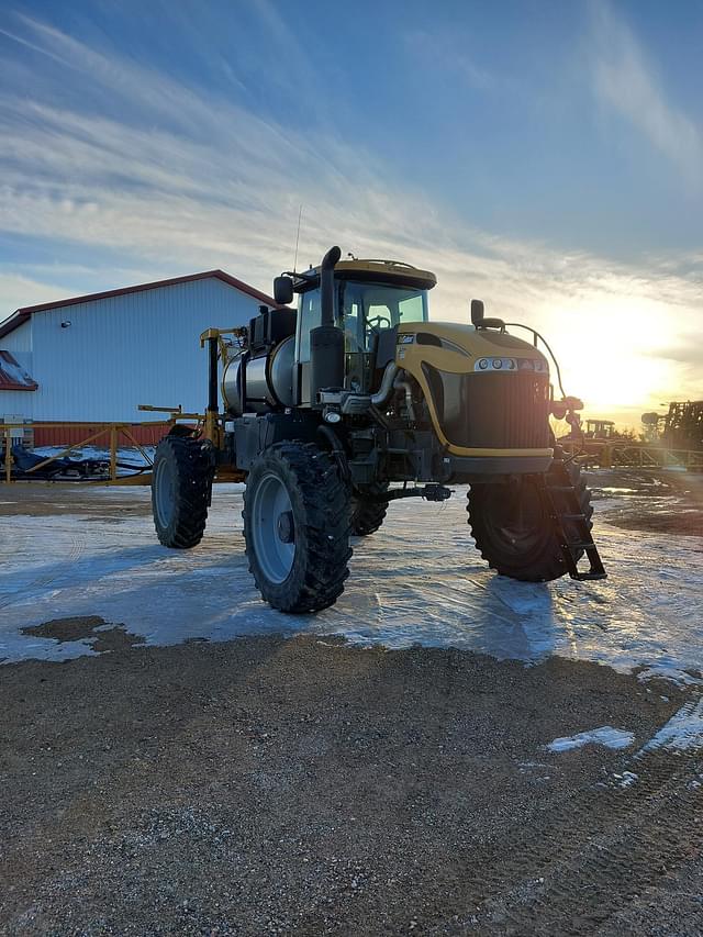 Image of RoGator RG1100B equipment image 3