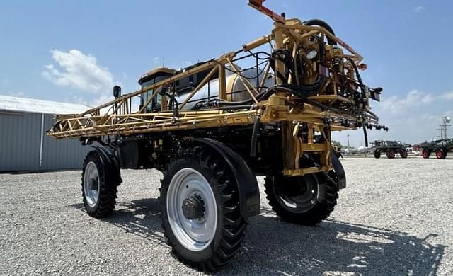 Image of RoGator RG1100B equipment image 4