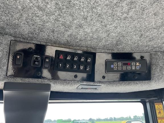Main image RoGator RG1100B 14