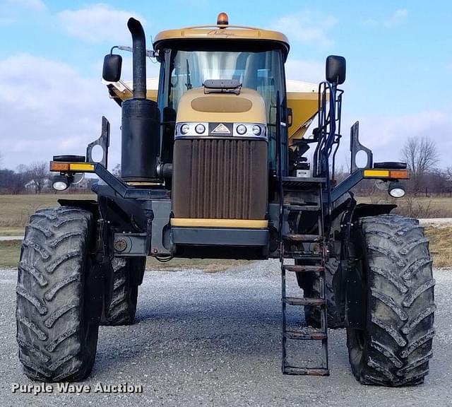 Image of RoGator RG1100B equipment image 1