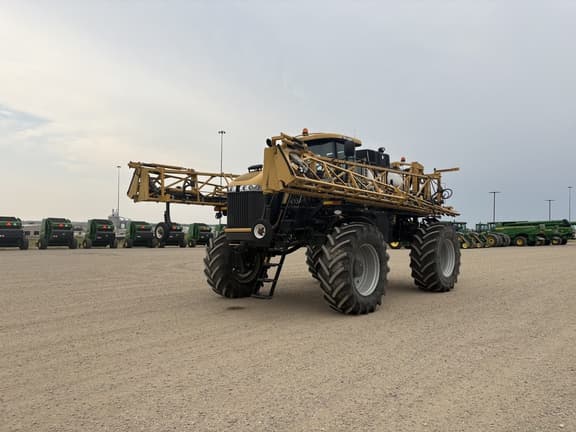 Image of RoGator RG1300B equipment image 1