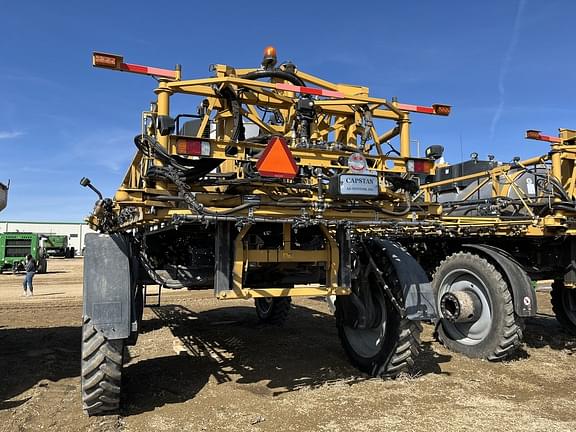 Image of RoGator RG1300B equipment image 3