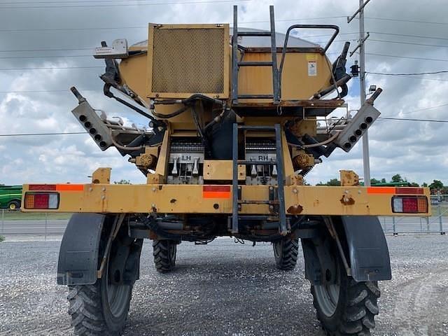 Image of RoGator RG1300B equipment image 3