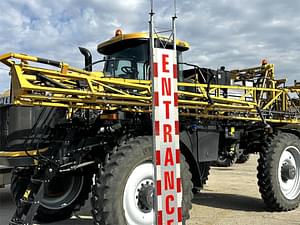 2015 RoGator RG900B Image