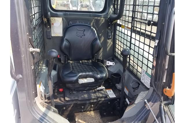 Image of Bobcat S510 equipment image 4
