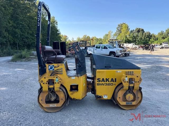 Image of Sakai SW320-1 equipment image 1