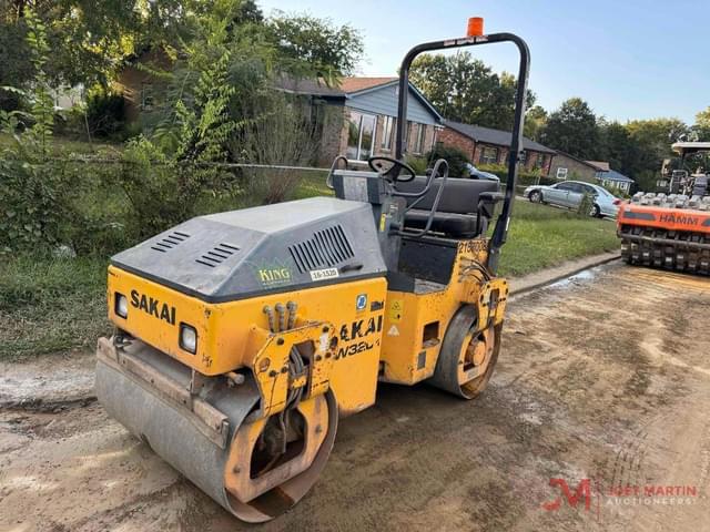 Image of Sakai SW320-1 equipment image 4