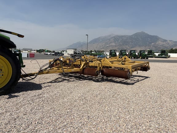 2015 Schmeiser Till & Bedder Equipment Image0