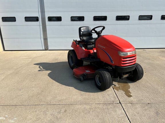 2015 Simplicity Legacy Equipment Image0