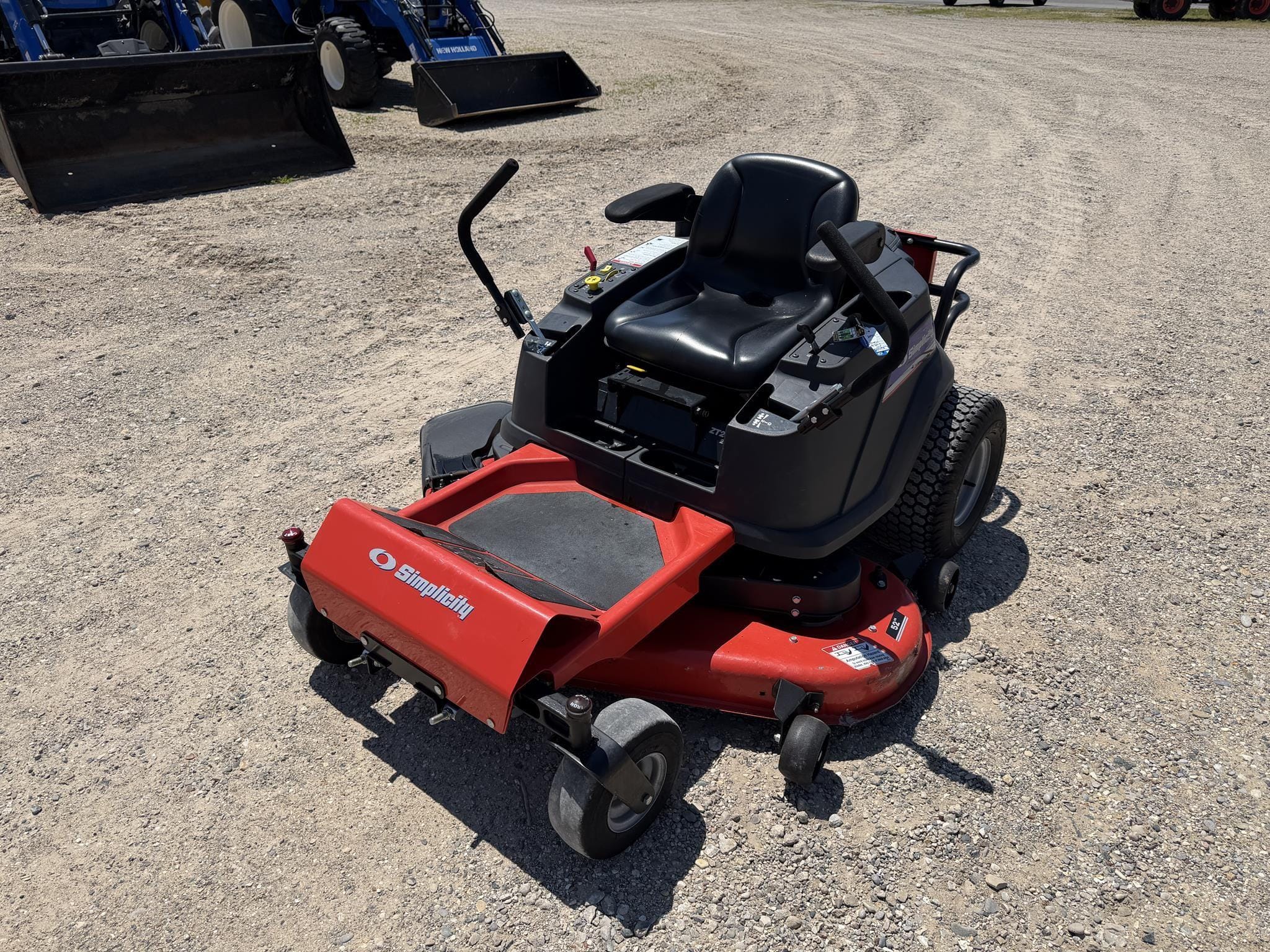 2015 Simplicity ZT2652 Equipment Image0