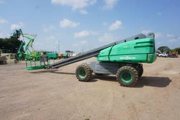 Main image Sky Jack SJ61T