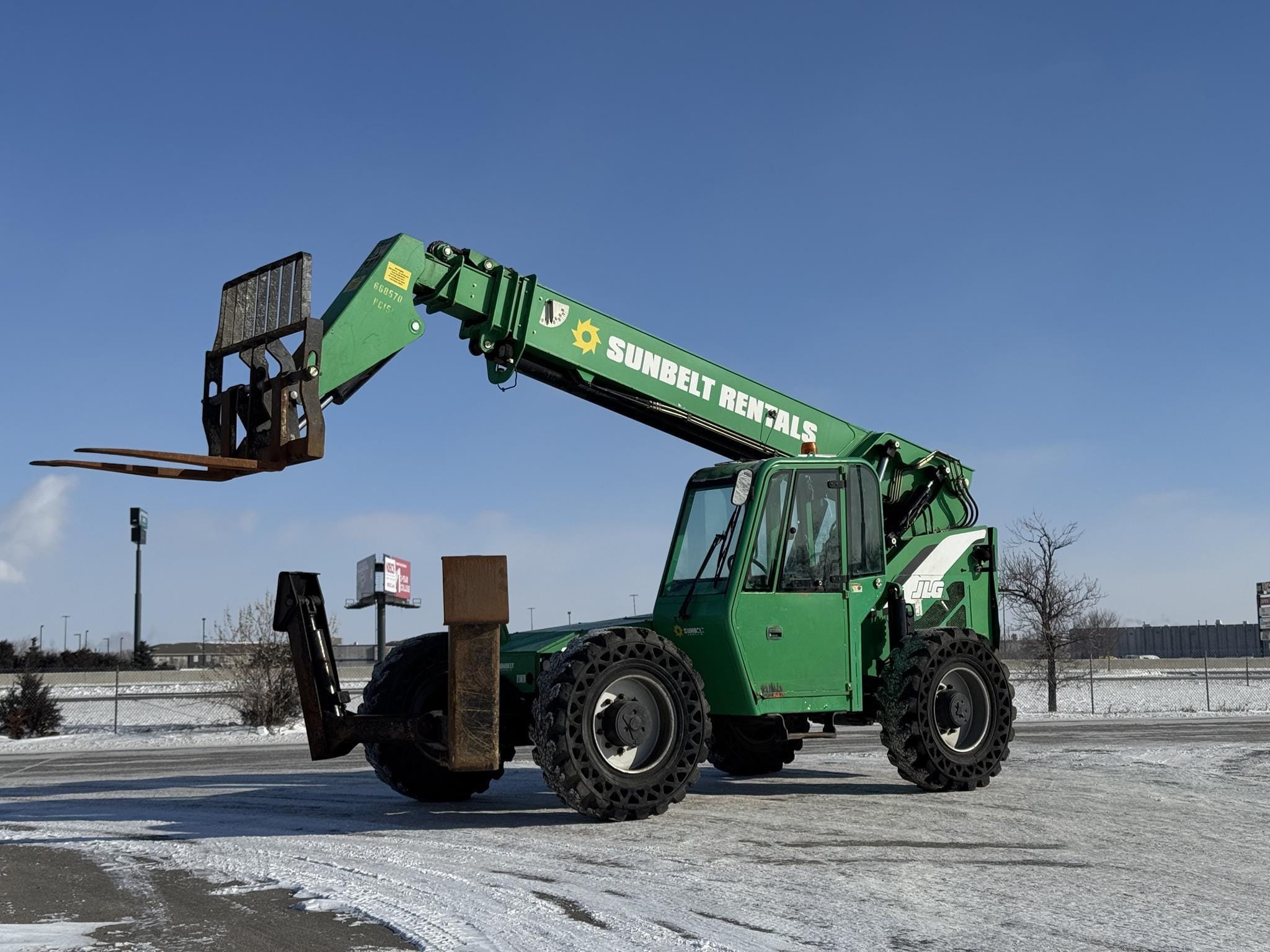 2015 Skytrak 10054 Equipment Image0