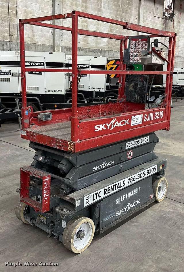Image of Sky Jack SJIII3219 equipment image 4