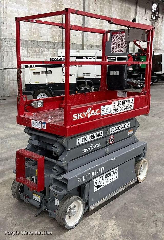 Image of Sky Jack SJIII3219 equipment image 4