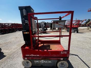 Main image Sky Jack SJ16