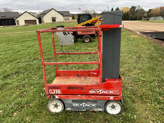 Image of Sky Jack SJ16 equipment image 3