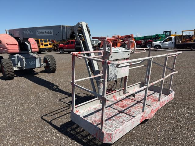 Image of Sky Jack SJ66T equipment image 3