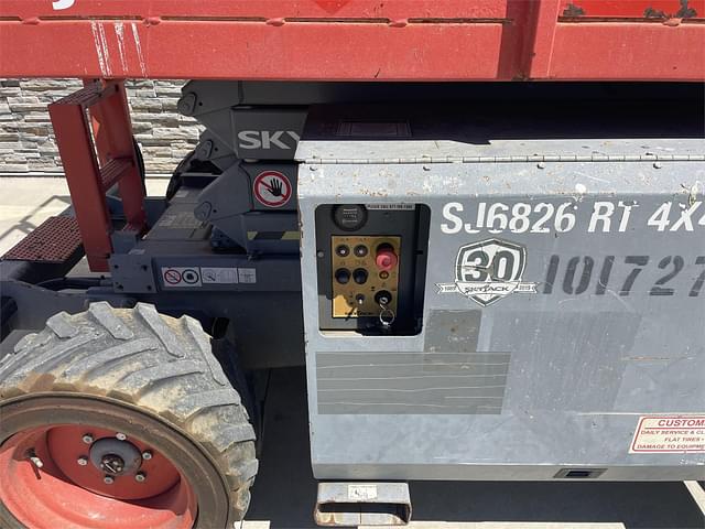 Image of Sky Jack SJ6826RT equipment image 2