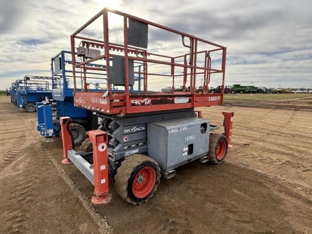 Image of Sky Jack SJ6832RT Primary image