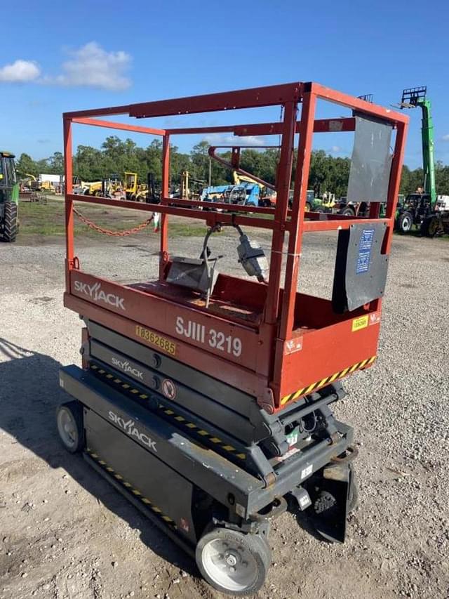 Image of Sky Jack SJIII3219 equipment image 3