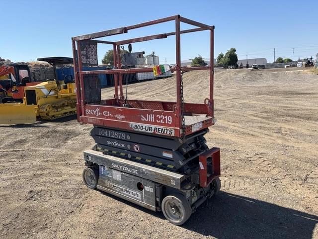 Image of Sky Jack SJIII3219 equipment image 3