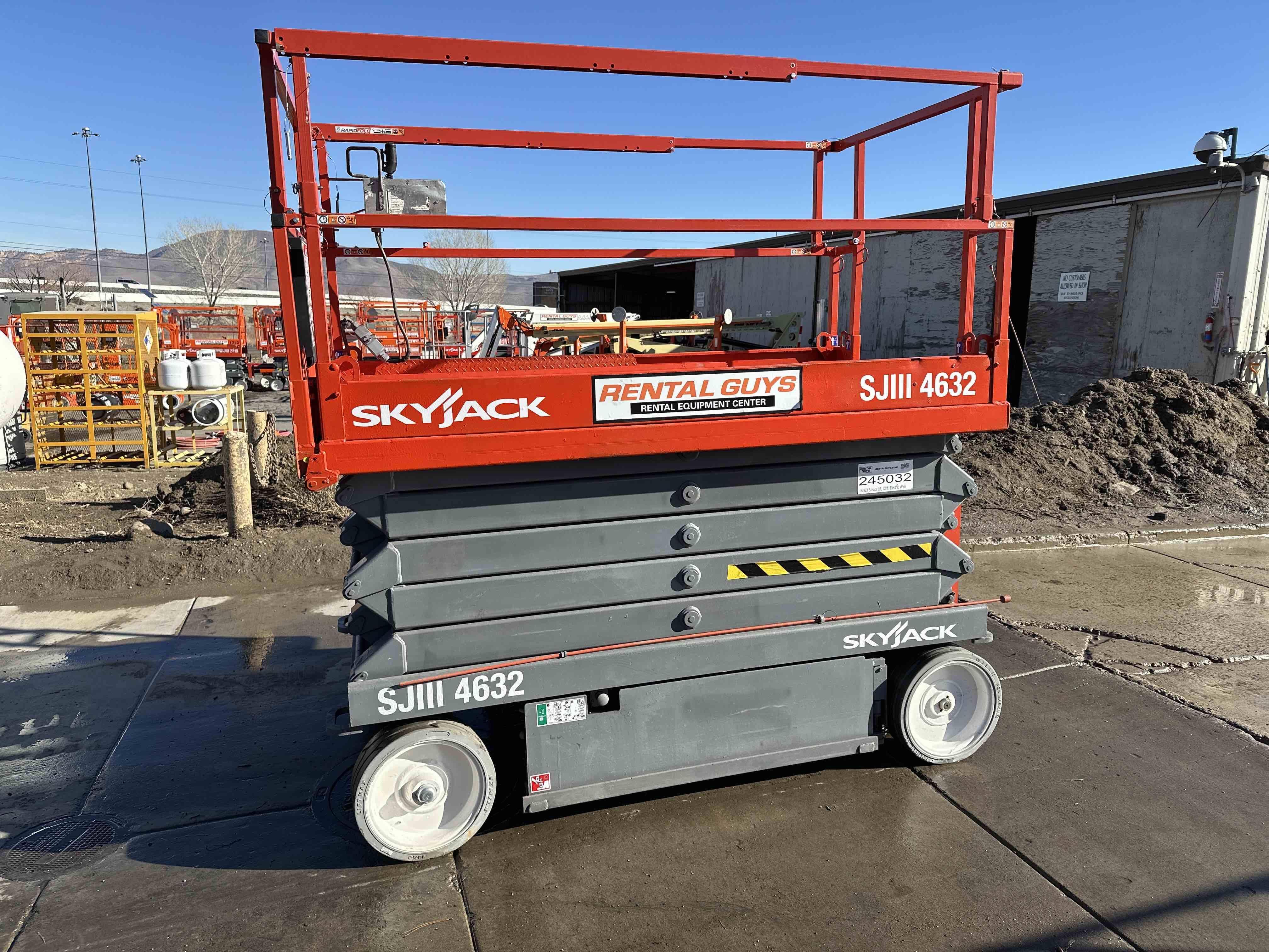 2015 Sky Jack SJIII4632 Equipment Image0