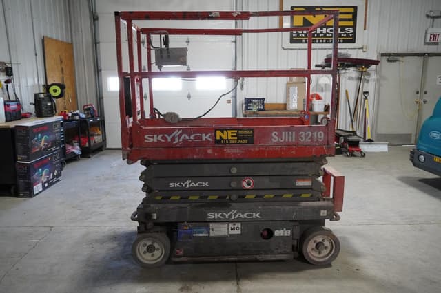 Image of Sky Jack SJIII3219 equipment image 1